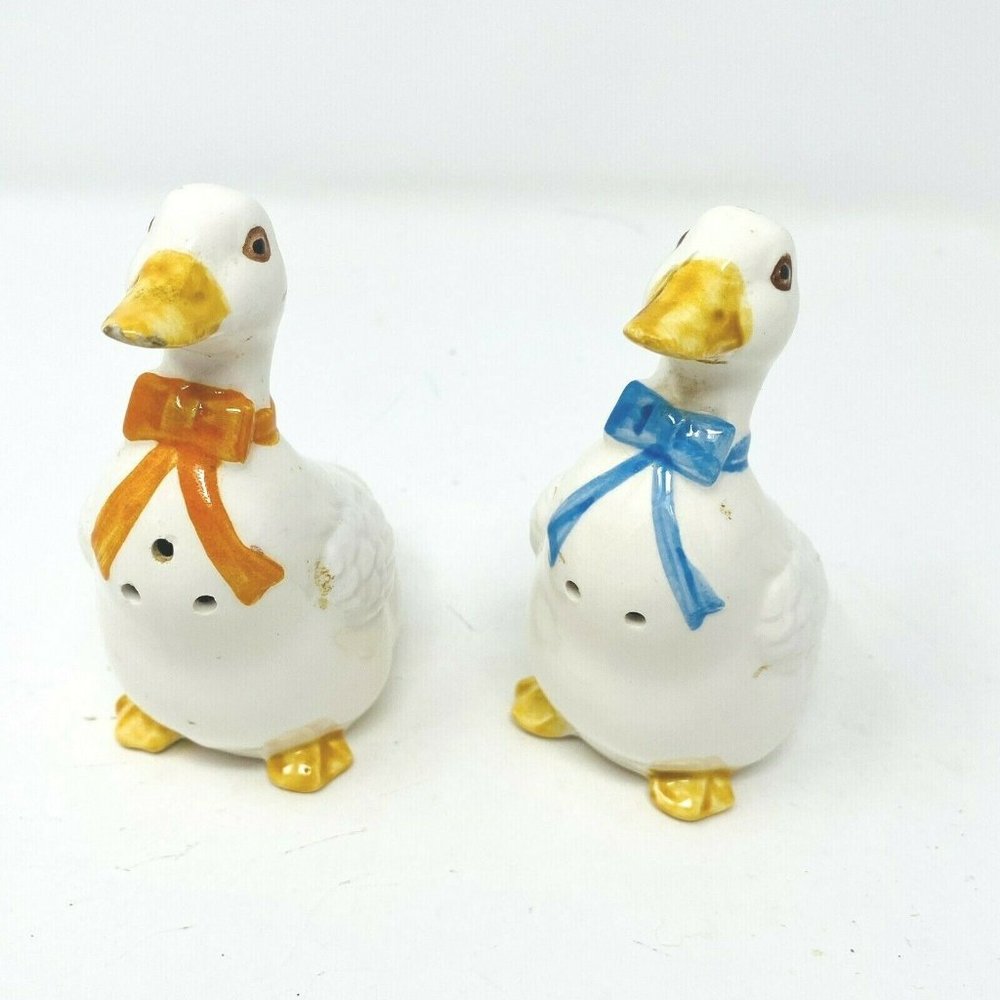 Vtg Cottagecore Duck Salt And Pepper Shakers